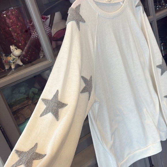 Easel Los Angeles Stargaze Stars Pullover Top Sweater - Picture 3 of 7
